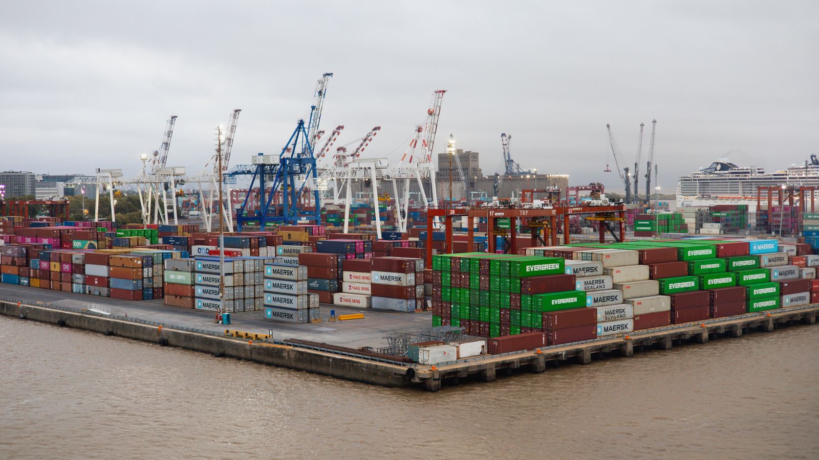 Centro Export global logistics and distribution